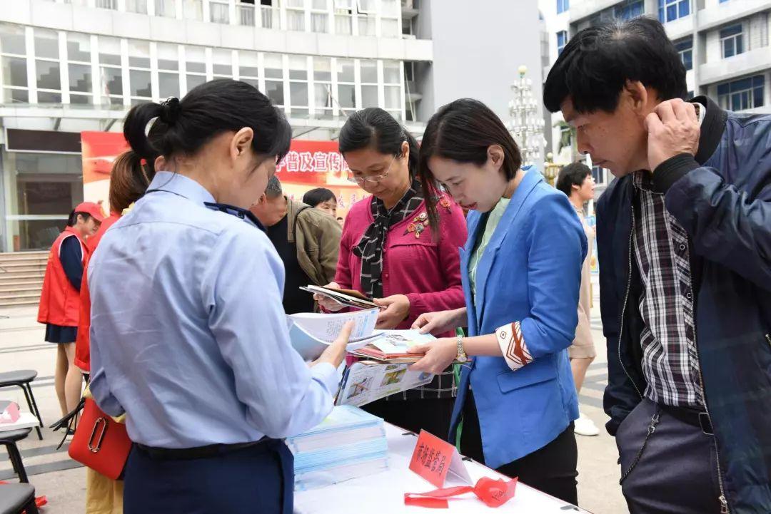 闽清县图书馆新领导引领文化新篇章，铸就未来辉煌之路